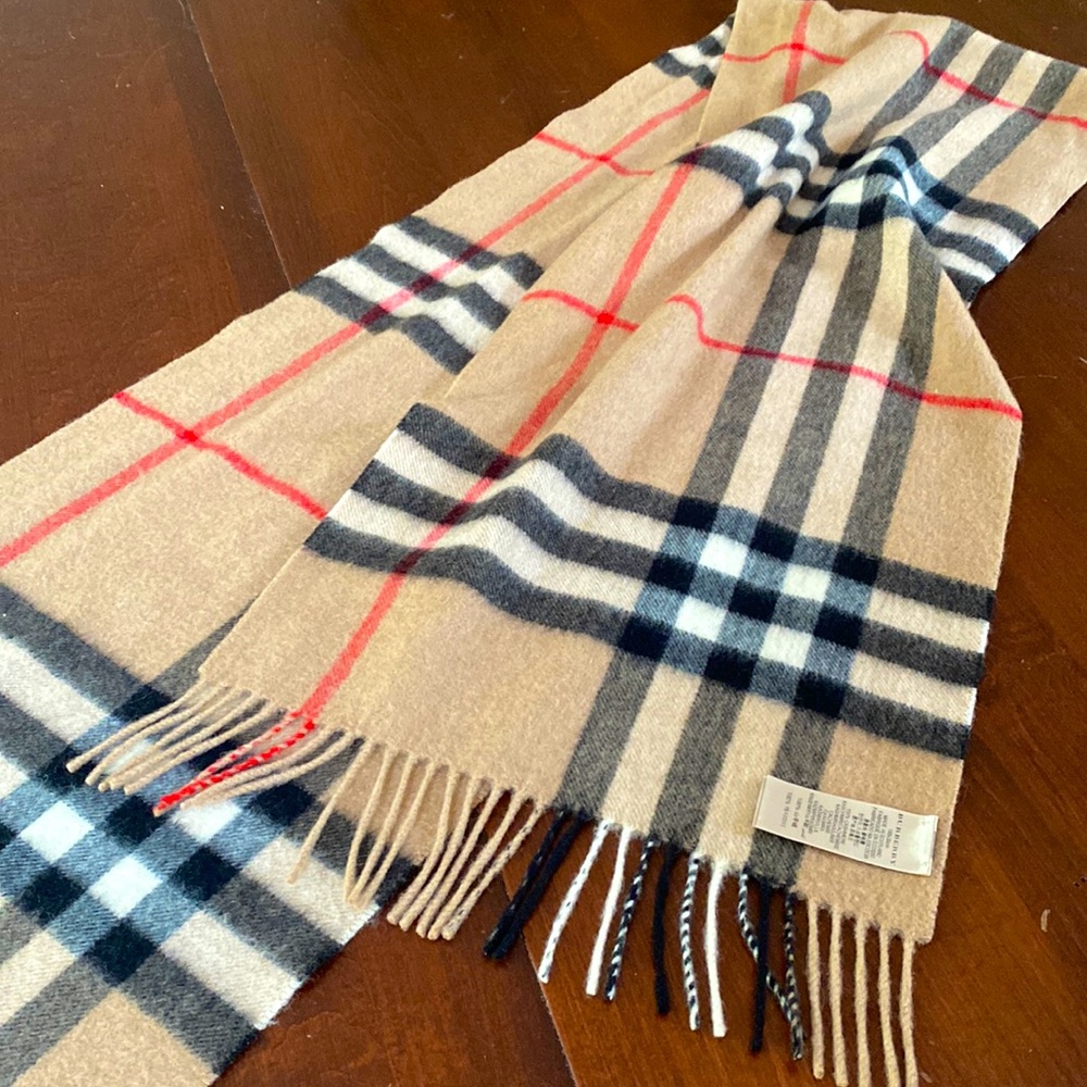 Burberry cashmere scarf